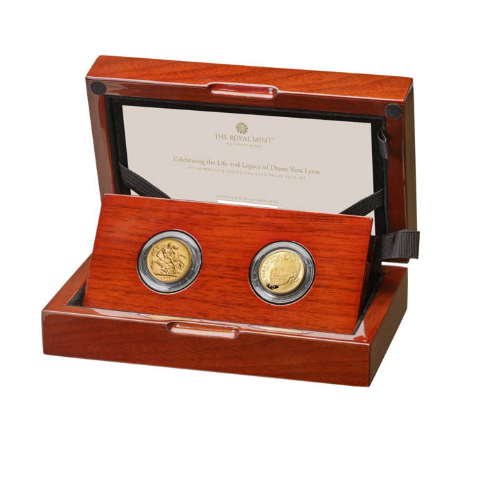 Dame Vera Lynn 1917 Sovereign and 2022 UK 1/4oz Gold Proof 